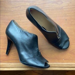 Nine West black heels